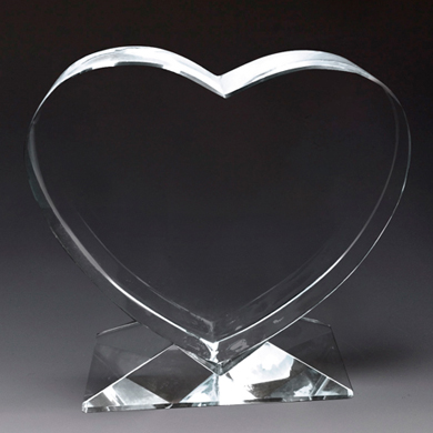 Награды из стекла KN-18 сердце с гравировкой